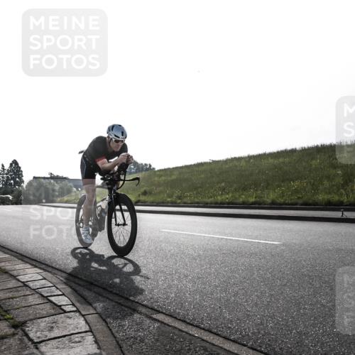 21.06.2026 - 29. Vierlanden-Triathlon H.Heesch http://msf.ph/oto/9854440 21.06.2026 08:54:27 Radfahren 219 meine-sportfotos.de