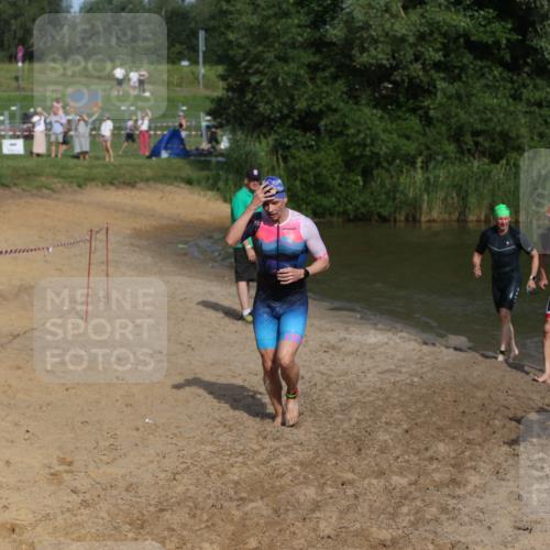 21.06.2026 - 29. Vierlanden-Triathlon Andreas Tolksdorf http://msf.ph/oto/9854468 21.06.2026 08:48:26 Schwimmen 75, 80, 119, 186, 198 meine-sportfotos.de
