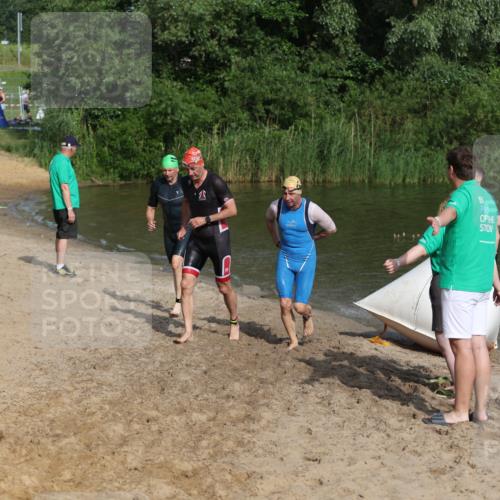 21.06.2026 - 29. Vierlanden-Triathlon Andreas Tolksdorf http://msf.ph/oto/9854484 21.06.2026 08:48:28 Schwimmen 75, 80, 119, 186, 198 meine-sportfotos.de