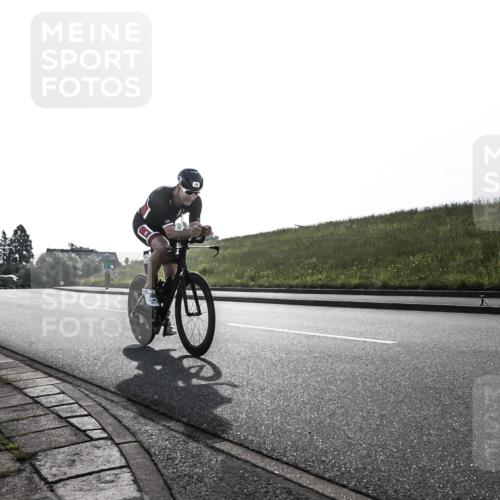 21.06.2026 - 29. Vierlanden-Triathlon H.Heesch http://msf.ph/oto/9854485 21.06.2026 08:58:37 Radfahren 75 meine-sportfotos.de