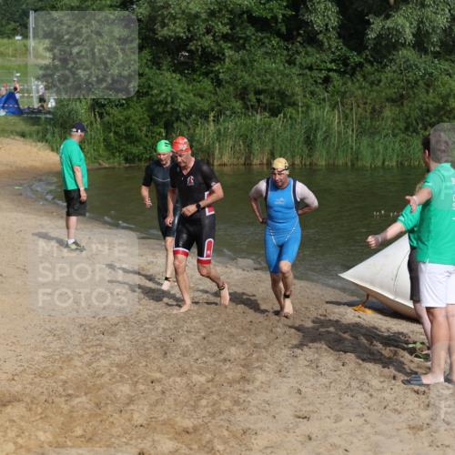 21.06.2026 - 29. Vierlanden-Triathlon Andreas Tolksdorf http://msf.ph/oto/9854489 21.06.2026 08:48:28 Schwimmen 75, 80, 119, 186, 198 meine-sportfotos.de