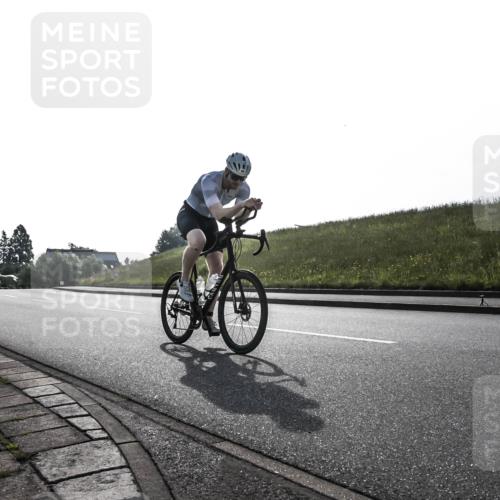 21.06.2026 - 29. Vierlanden-Triathlon H.Heesch http://msf.ph/oto/9854497 21.06.2026 08:59:18 Radfahren 68 meine-sportfotos.de