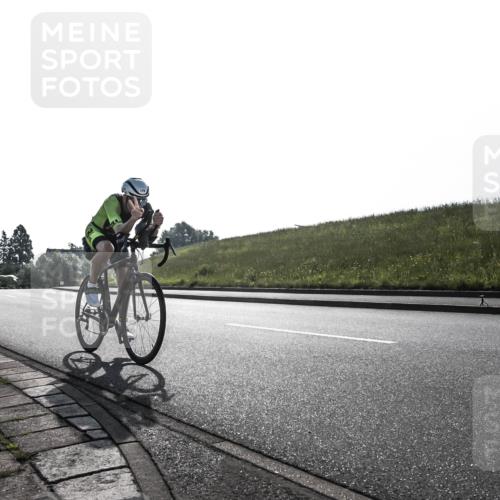 21.06.2026 - 29. Vierlanden-Triathlon H.Heesch http://msf.ph/oto/9854505 21.06.2026 09:00:18 Radfahren 163, 179, 180 meine-sportfotos.de