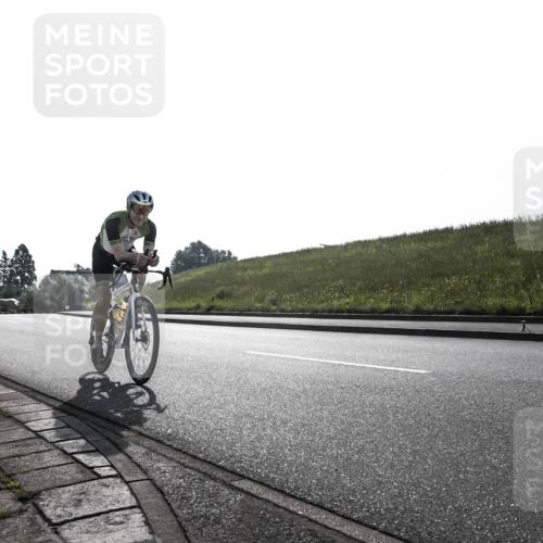 21.06.2026 - 29. Vierlanden-Triathlon H.Heesch http://msf.ph/oto/9854508 21.06.2026 09:00:20 Radfahren 163, 179, 180 meine-sportfotos.de