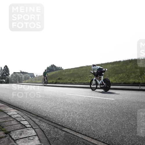 21.06.2026 - 29. Vierlanden-Triathlon H.Heesch http://msf.ph/oto/9854540 21.06.2026 09:02:23 Radfahren 205 meine-sportfotos.de