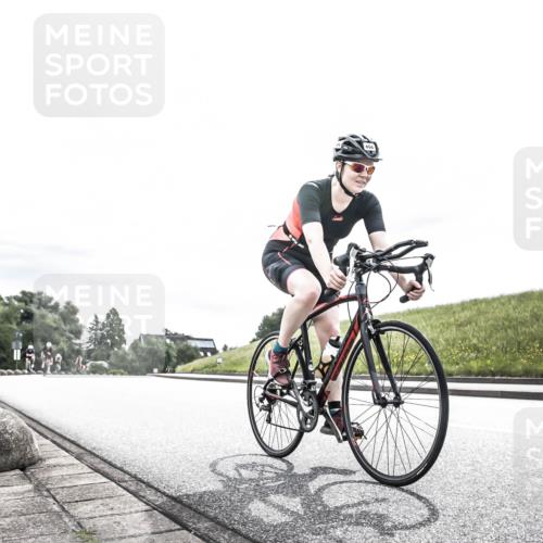 21.06.2026 - 29. Vierlanden-Triathlon H.Heesch http://msf.ph/oto/9854552 21.06.2026 10:29:06 Radfahren 247, 494, 565, 603 meine-sportfotos.de