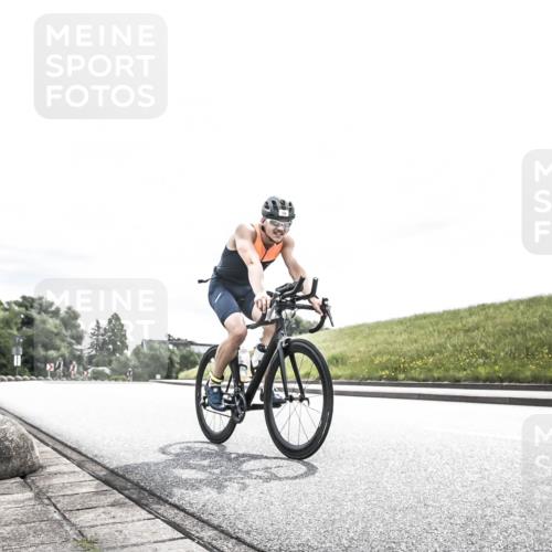 21.06.2026 - 29. Vierlanden-Triathlon H.Heesch http://msf.ph/oto/9854562 21.06.2026 10:29:12 Radfahren 16, 244, 247, 603 meine-sportfotos.de