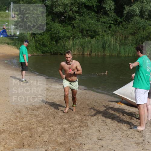 21.06.2026 - 29. Vierlanden-Triathlon Andreas Tolksdorf http://msf.ph/oto/9854589 21.06.2026 08:48:50 Schwimmen 59, 92 meine-sportfotos.de