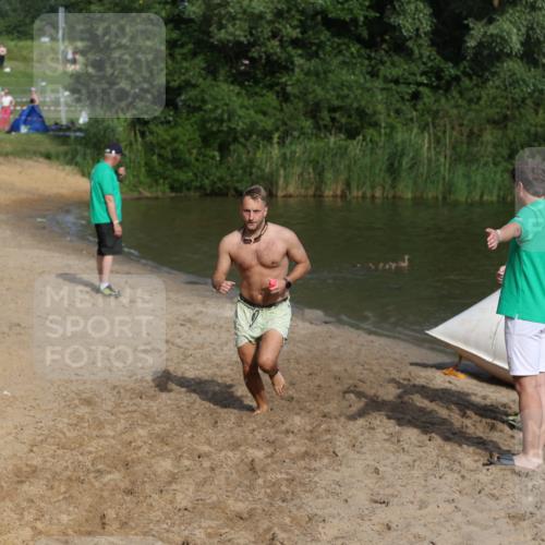 21.06.2026 - 29. Vierlanden-Triathlon Andreas Tolksdorf http://msf.ph/oto/9854596 21.06.2026 08:48:50 Schwimmen 59, 92 meine-sportfotos.de