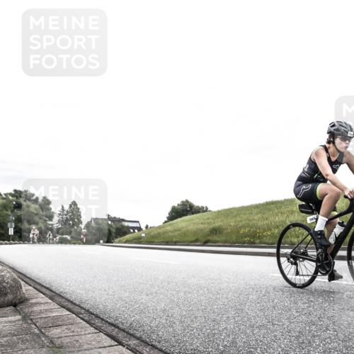 21.06.2026 - 29. Vierlanden-Triathlon H.Heesch http://msf.ph/oto/9854623 21.06.2026 10:30:17 Radfahren 300, 539, 546, 568 meine-sportfotos.de