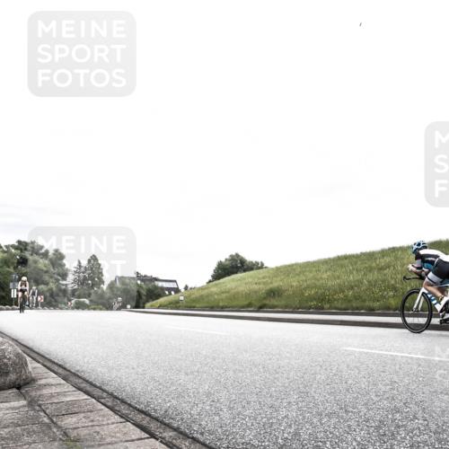 21.06.2026 - 29. Vierlanden-Triathlon H.Heesch http://msf.ph/oto/9854625 21.06.2026 10:30:19 Radfahren 522, 539, 546, 568, 570 meine-sportfotos.de