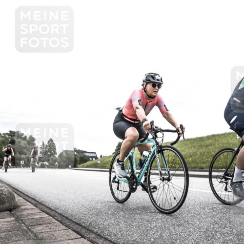 21.06.2026 - 29. Vierlanden-Triathlon H.Heesch http://msf.ph/oto/9854645 21.06.2026 10:30:49 Radfahren 174, 294, 314, 366, 534, 559, 586 meine-sportfotos.de