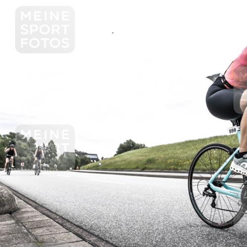21.06.2026 - 29. Vierlanden-Triathlon H.Heesch http://msf.ph/oto/9854648 21.06.2026 10:30:49 Radfahren 174, 294, 314, 366, 534, 559, 586 meine-sportfotos.de