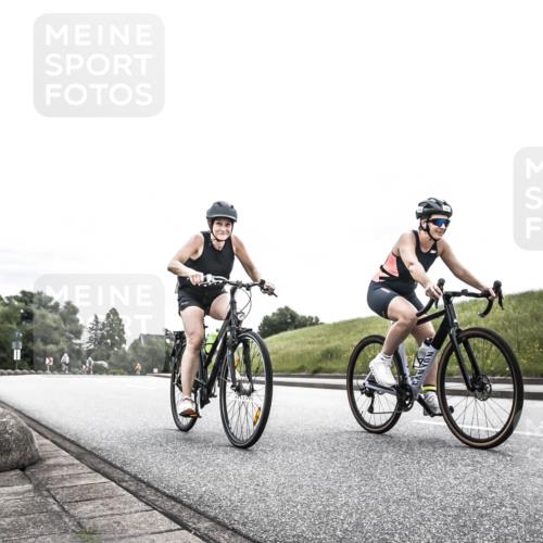 21.06.2026 - 29. Vierlanden-Triathlon H.Heesch http://msf.ph/oto/9854650 21.06.2026 10:30:51 Radfahren 142, 174, 294, 314, 534, 559, 586 meine-sportfotos.de