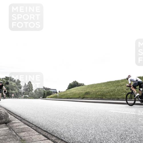 21.06.2026 - 29. Vierlanden-Triathlon H.Heesch http://msf.ph/oto/9854668 21.06.2026 10:31:17 Radfahren 229, 265, 280, 498, 612 meine-sportfotos.de