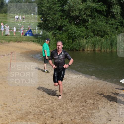 21.06.2026 - 29. Vierlanden-Triathlon Andreas Tolksdorf http://msf.ph/oto/9854763 21.06.2026 08:49:43 Schwimmen 153 meine-sportfotos.de