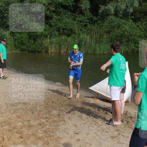 21.06.2026 - 29. Vierlanden-Triathlon Andreas Tolksdorf http://msf.ph/oto/9854871 21.06.2026 08:50:10 Schwimmen 52, 115, 139 meine-sportfotos.de