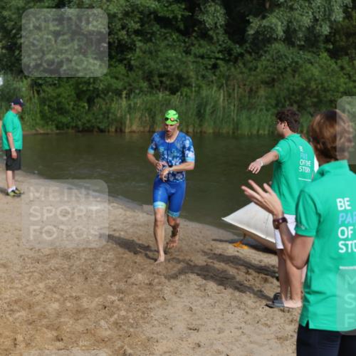 21.06.2026 - 29. Vierlanden-Triathlon Andreas Tolksdorf http://msf.ph/oto/9854886 21.06.2026 08:50:11 Schwimmen 52, 115, 139 meine-sportfotos.de