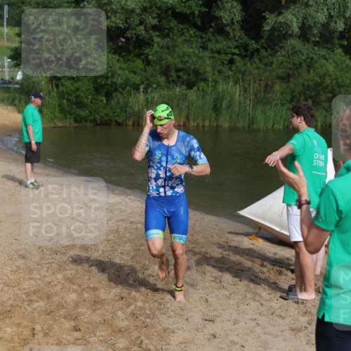 21.06.2026 - 29. Vierlanden-Triathlon Andreas Tolksdorf http://msf.ph/oto/9854899 21.06.2026 08:50:12 Schwimmen 115, 139 meine-sportfotos.de