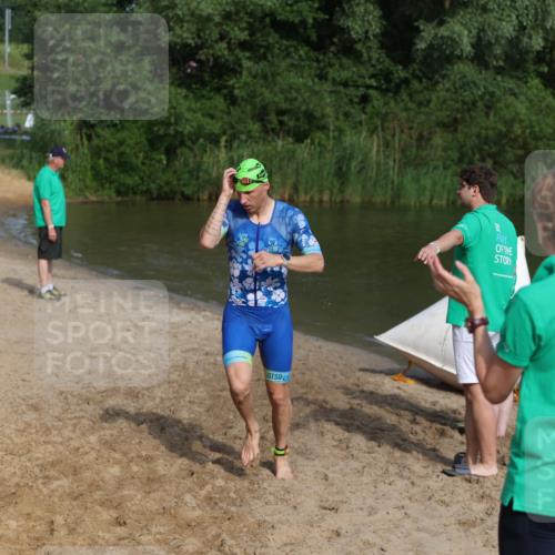 21.06.2026 - 29. Vierlanden-Triathlon Andreas Tolksdorf http://msf.ph/oto/9854901 21.06.2026 08:50:12 Schwimmen 115, 139 meine-sportfotos.de