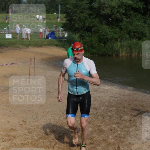 21.06.2026 - 29. Vierlanden-Triathlon Andreas Tolksdorf http://msf.ph/oto/9854970 21.06.2026 08:50:19 Schwimmen 25, 115, 156 meine-sportfotos.de