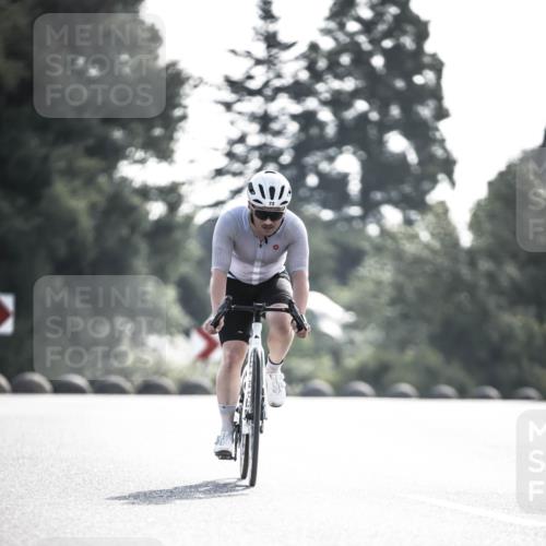 21.06.2026 - 29. Vierlanden-Triathlon H.Heesch http://msf.ph/oto/9855057 21.06.2026 08:50:30 Radfahren 72, 145 meine-sportfotos.de