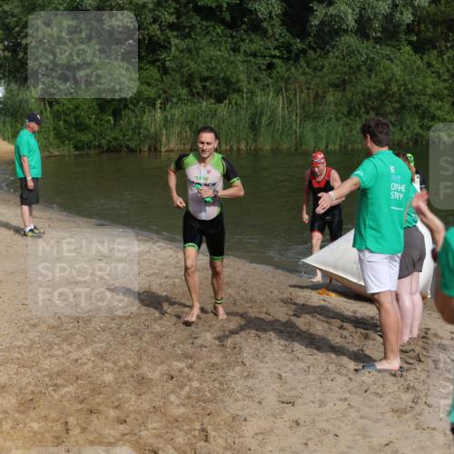 21.06.2026 - 29. Vierlanden-Triathlon Andreas Tolksdorf http://msf.ph/oto/9855089 21.06.2026 08:50:44 Schwimmen 100, 163, 179, 1353 meine-sportfotos.de