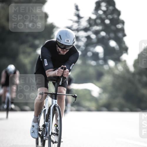 21.06.2026 - 29. Vierlanden-Triathlon H.Heesch http://msf.ph/oto/9855102 21.06.2026 08:50:53 Radfahren 14, 78, 82 meine-sportfotos.de