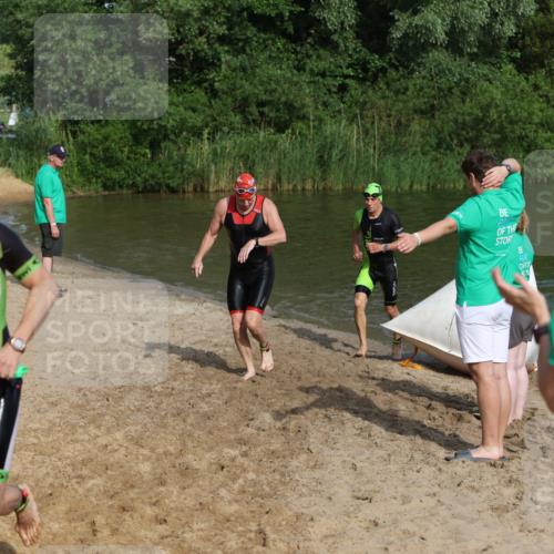 21.06.2026 - 29. Vierlanden-Triathlon Andreas Tolksdorf http://msf.ph/oto/9855107 21.06.2026 08:50:46 Schwimmen 100, 163, 179, 1353 meine-sportfotos.de