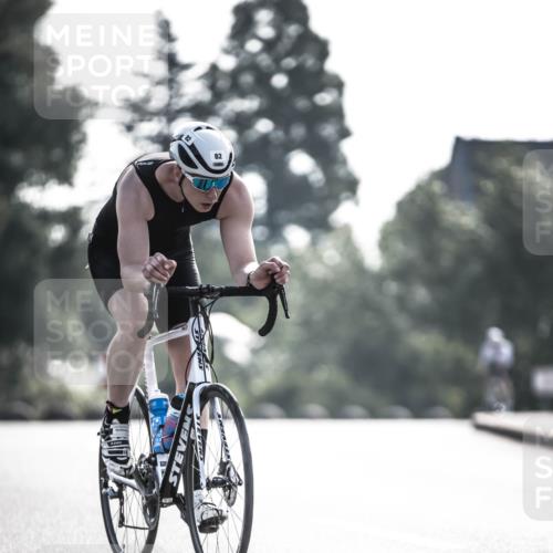 21.06.2026 - 29. Vierlanden-Triathlon H.Heesch http://msf.ph/oto/9855138 21.06.2026 08:50:56 Radfahren 14, 78, 82 meine-sportfotos.de