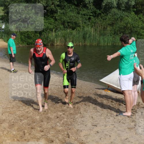 21.06.2026 - 29. Vierlanden-Triathlon Andreas Tolksdorf http://msf.ph/oto/9855140 21.06.2026 08:50:48 Schwimmen 100, 163, 179, 1353 meine-sportfotos.de