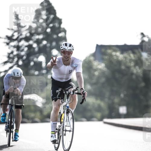 21.06.2026 - 29. Vierlanden-Triathlon H.Heesch http://msf.ph/oto/9855171 21.06.2026 08:51:04 Radfahren 7, 210 meine-sportfotos.de