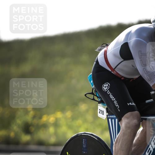 21.06.2026 - 29. Vierlanden-Triathlon H.Heesch http://msf.ph/oto/9855192 21.06.2026 08:51:06 Radfahren 7, 210 meine-sportfotos.de