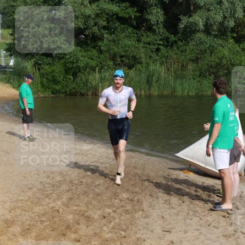 21.06.2026 - 29. Vierlanden-Triathlon Andreas Tolksdorf http://msf.ph/oto/9855230 21.06.2026 08:51:10 Schwimmen 50, 68 meine-sportfotos.de