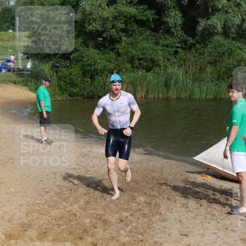 21.06.2026 - 29. Vierlanden-Triathlon Andreas Tolksdorf http://msf.ph/oto/9855244 21.06.2026 08:51:11 Schwimmen 50, 68 meine-sportfotos.de