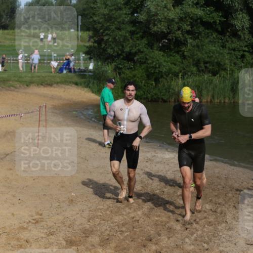 21.06.2026 - 29. Vierlanden-Triathlon Andreas Tolksdorf http://msf.ph/oto/9855268 21.06.2026 08:51:29 Schwimmen 81, 157, 161, 204 meine-sportfotos.de
