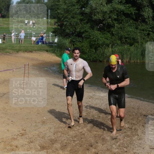 21.06.2026 - 29. Vierlanden-Triathlon Andreas Tolksdorf http://msf.ph/oto/9855271 21.06.2026 08:51:29 Schwimmen 81, 157, 161, 204 meine-sportfotos.de