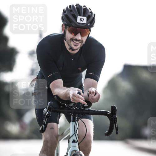 21.06.2026 - 29. Vierlanden-Triathlon H.Heesch http://msf.ph/oto/9855272 21.06.2026 08:51:55 Radfahren 67 meine-sportfotos.de