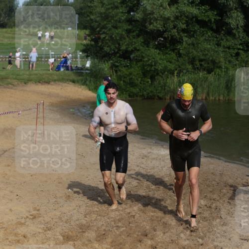 21.06.2026 - 29. Vierlanden-Triathlon Andreas Tolksdorf http://msf.ph/oto/9855280 21.06.2026 08:51:29 Schwimmen 81, 157, 161, 204 meine-sportfotos.de
