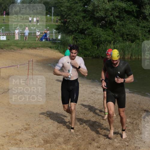 21.06.2026 - 29. Vierlanden-Triathlon Andreas Tolksdorf http://msf.ph/oto/9855286 21.06.2026 08:51:29 Schwimmen 81, 157, 161, 204 meine-sportfotos.de