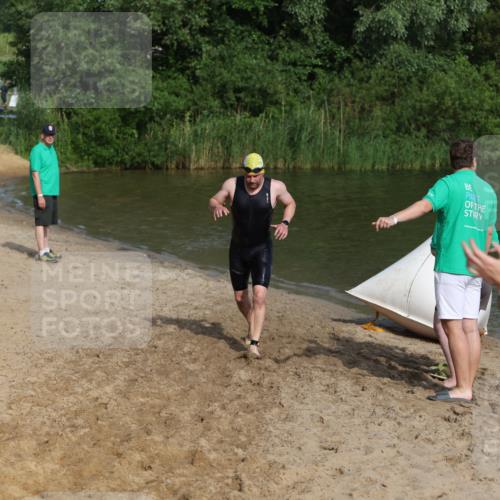 21.06.2026 - 29. Vierlanden-Triathlon Andreas Tolksdorf http://msf.ph/oto/9855298 21.06.2026 08:51:32 Schwimmen 81, 157, 161, 204 meine-sportfotos.de