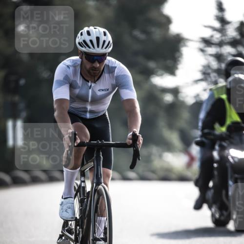21.06.2026 - 29. Vierlanden-Triathlon H.Heesch http://msf.ph/oto/9855309 21.06.2026 08:52:11 Radfahren 27, 38, 42, 99 meine-sportfotos.de