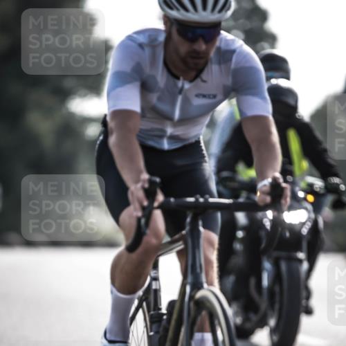 21.06.2026 - 29. Vierlanden-Triathlon H.Heesch http://msf.ph/oto/9855319 21.06.2026 08:52:12 Radfahren 27, 38, 99 meine-sportfotos.de