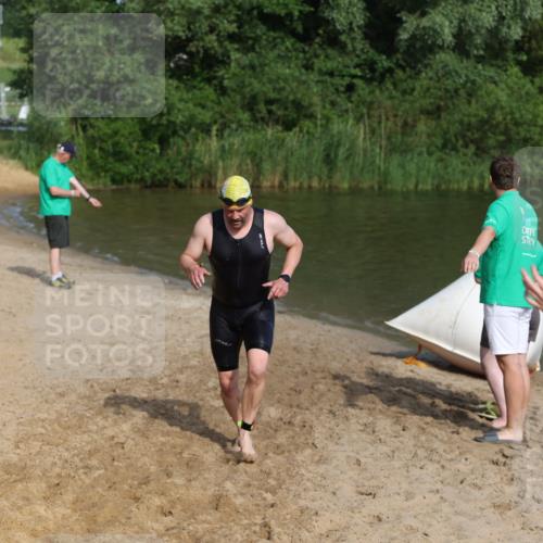 21.06.2026 - 29. Vierlanden-Triathlon Andreas Tolksdorf http://msf.ph/oto/9855337 21.06.2026 08:51:34 Schwimmen 157, 161, 204 meine-sportfotos.de