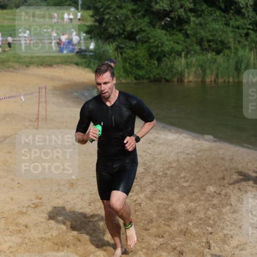 21.06.2026 - 29. Vierlanden-Triathlon Andreas Tolksdorf http://msf.ph/oto/9855361 21.06.2026 08:52:01 Schwimmen 5, 151 meine-sportfotos.de