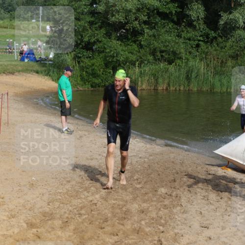 21.06.2026 - 29. Vierlanden-Triathlon Andreas Tolksdorf http://msf.ph/oto/9855366 21.06.2026 08:52:09 Schwimmen 5, 58, 171 meine-sportfotos.de