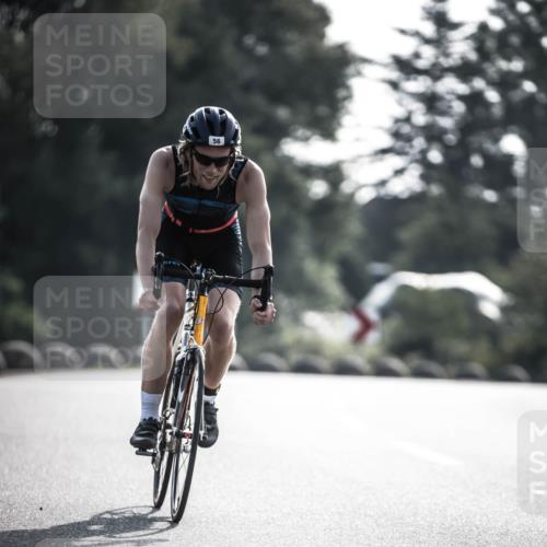 21.06.2026 - 29. Vierlanden-Triathlon H.Heesch http://msf.ph/oto/9855374 21.06.2026 08:52:25 Radfahren 56, 108 meine-sportfotos.de