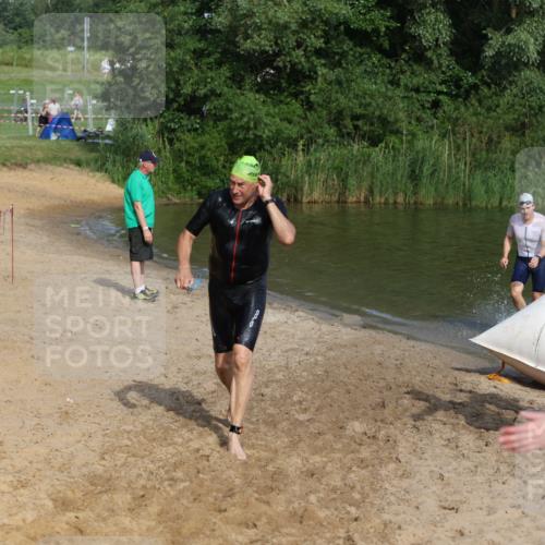 21.06.2026 - 29. Vierlanden-Triathlon Andreas Tolksdorf http://msf.ph/oto/9855379 21.06.2026 08:52:09 Schwimmen 5, 58, 171 meine-sportfotos.de