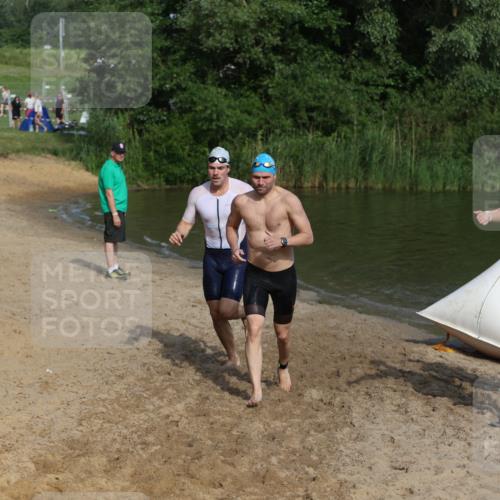 21.06.2026 - 29. Vierlanden-Triathlon Andreas Tolksdorf http://msf.ph/oto/9855416 21.06.2026 08:52:13 Schwimmen 5, 33, 58, 171, 181 meine-sportfotos.de