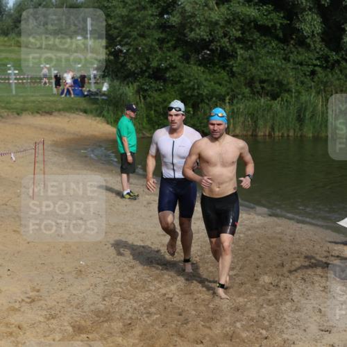 21.06.2026 - 29. Vierlanden-Triathlon Andreas Tolksdorf http://msf.ph/oto/9855434 21.06.2026 08:52:13 Schwimmen 5, 33, 58, 171, 181 meine-sportfotos.de